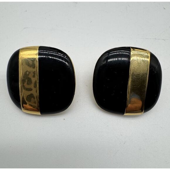 Vintage Luxury Monet Clip On Earrings Black & Gold Tone Designer Jewelry Pair - Picture 1 of 6